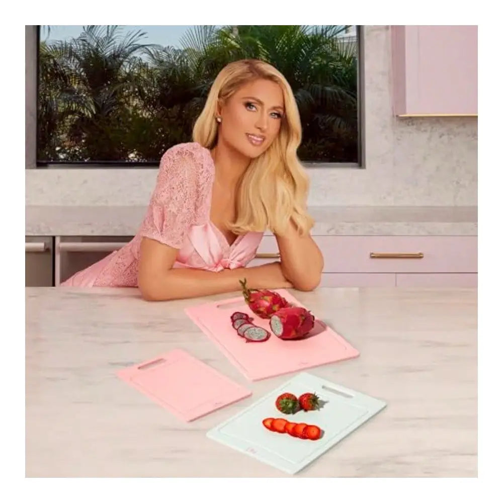 Dual Sided Plastic Cutting Board Set With Juice Grooves